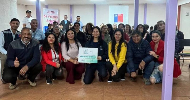 Entrega de soluciones renovables a comunidades de Diego de Almagro y Copiapó