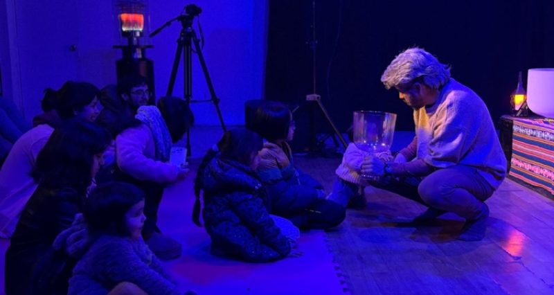 Dúo Inmersivo Pachacama ofrece concierto emotivo