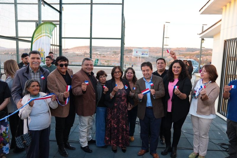 Inauguración de multicancha y sede social en Rafael Torreblanca, Vallenar