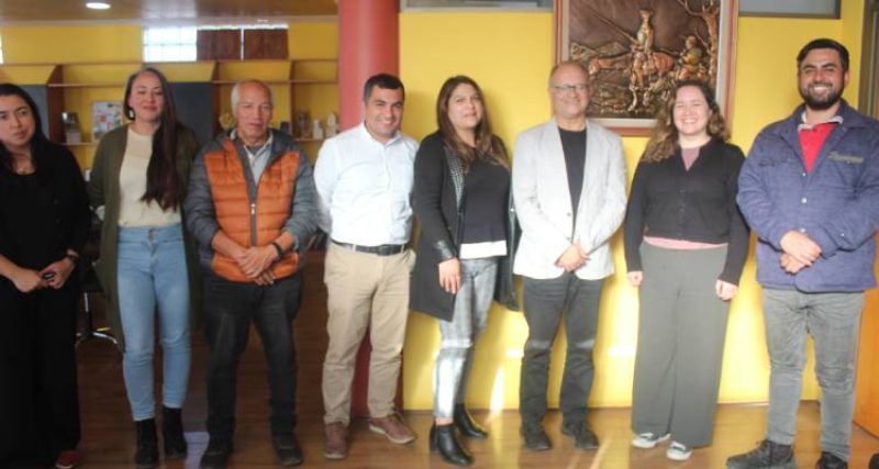 SEREMI del Medio Ambiente destaca labor de funcionarios en Hospital Provincial y se reúne con Alcaldes